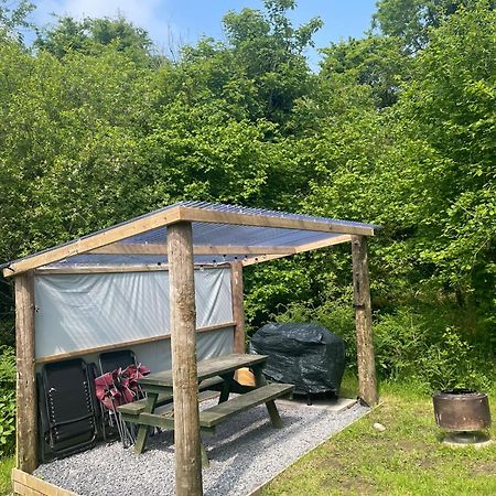 ホテル Robin Goch Retreat カーマーゼン エクステリア 写真